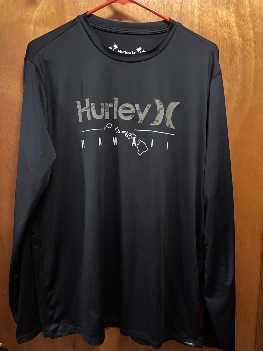 Hurley Black Long-Sleeve Hawaii Logo Performance Tee w/spf
